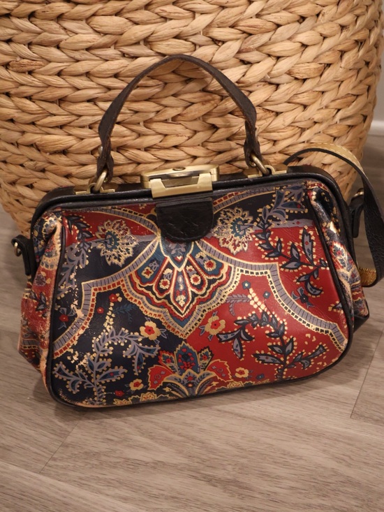 Patricia Nash Handbags - Patricia Nash Paisley Leather Frame Satchel Doctor Bag Crossbody